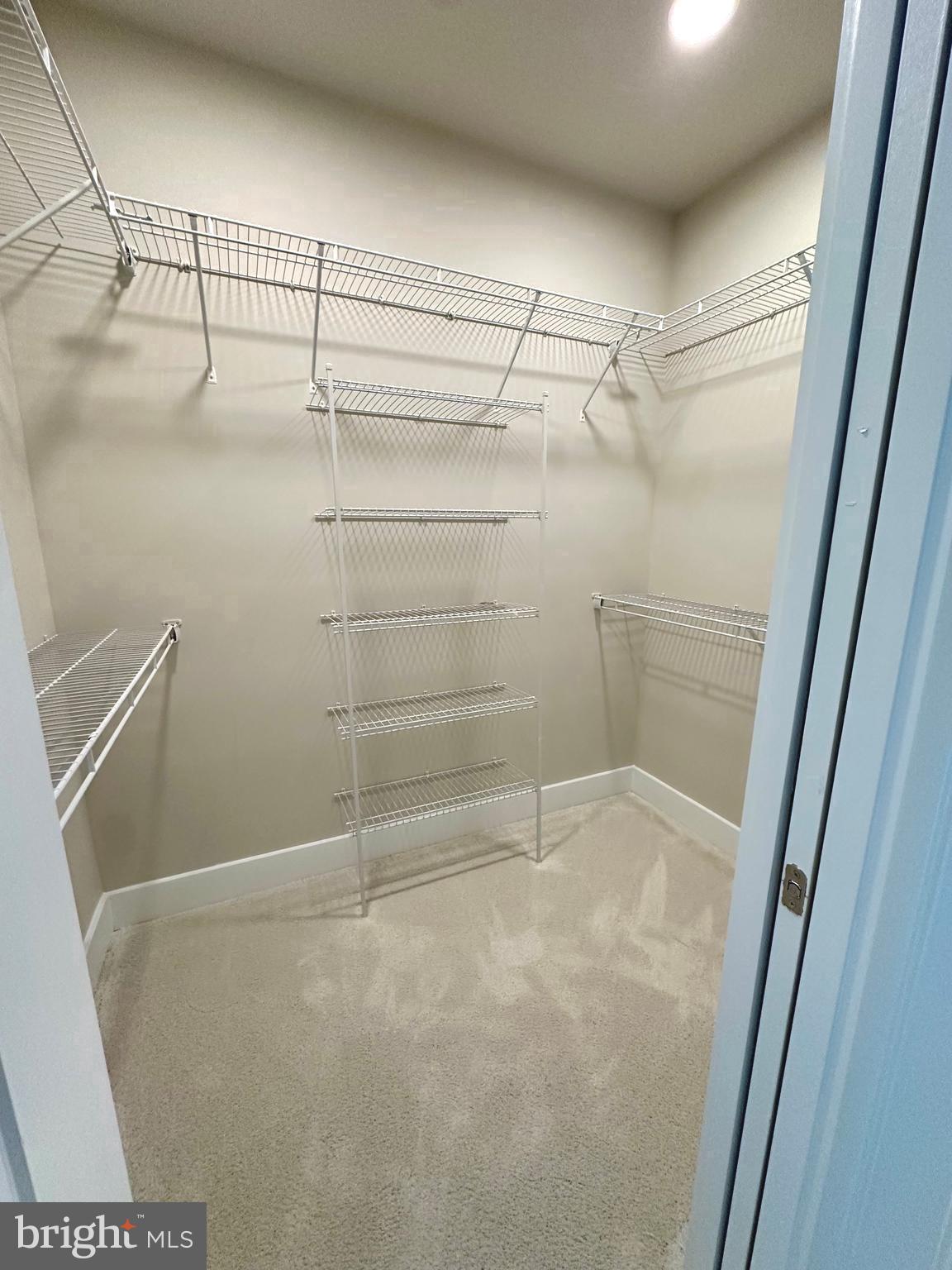 WATERS EDGE - Residential