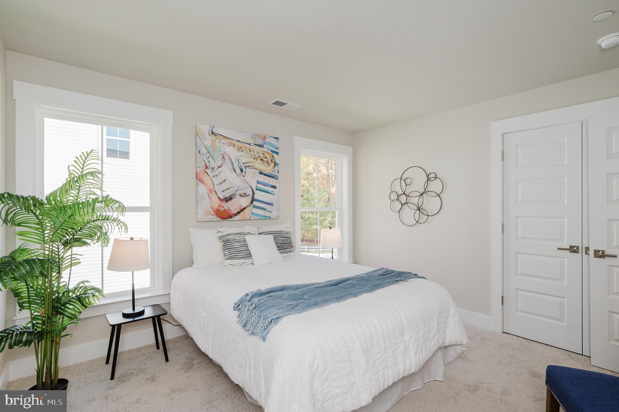 WATERS EDGE - Residential