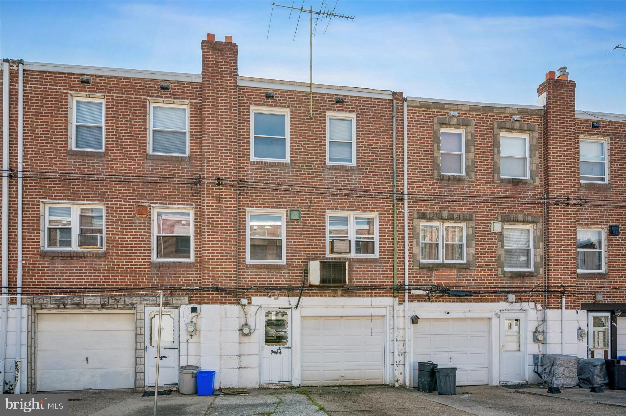 ACADEMY GARDENS - Residential