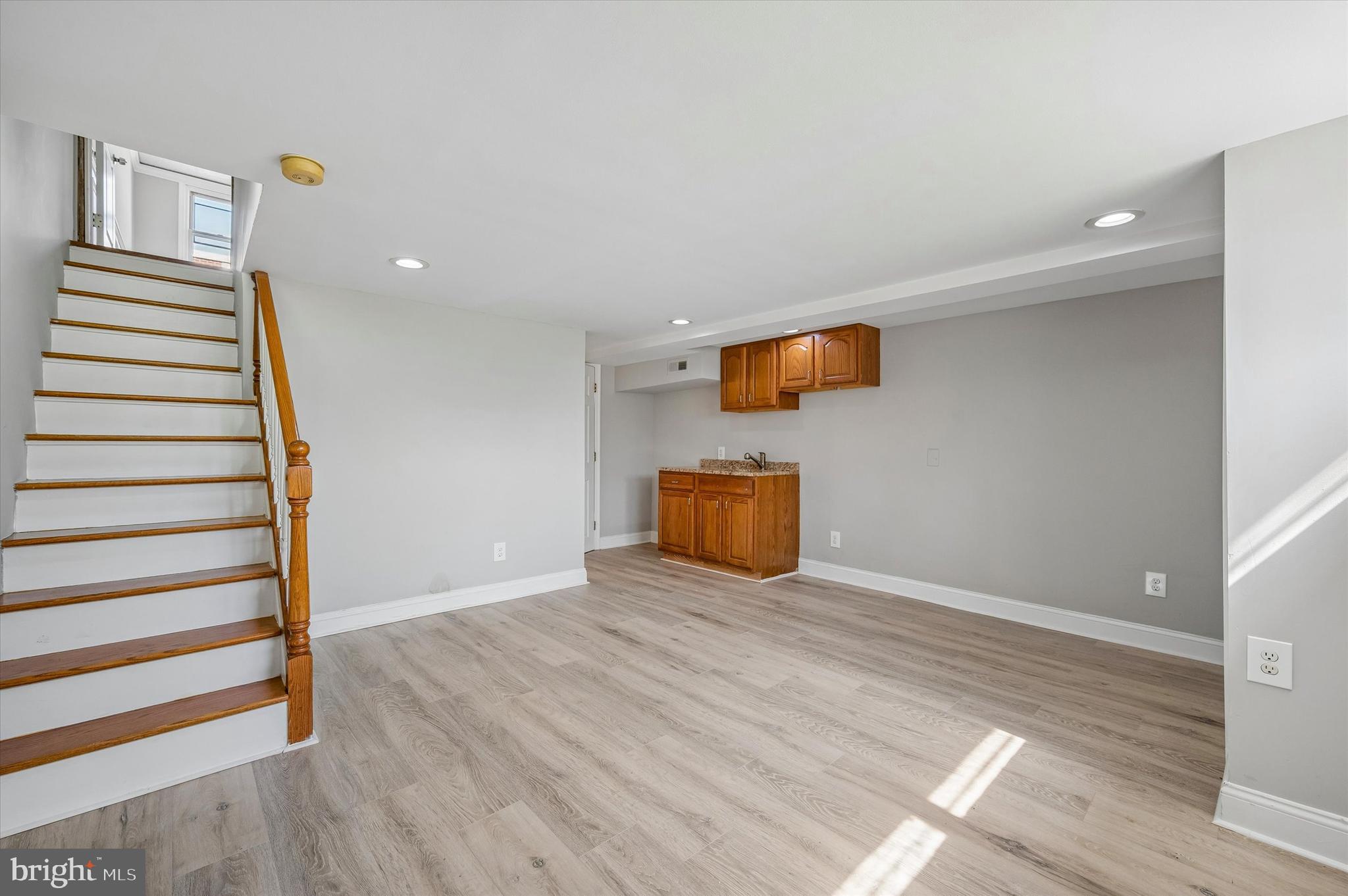 ACADEMY GARDENS - Residential