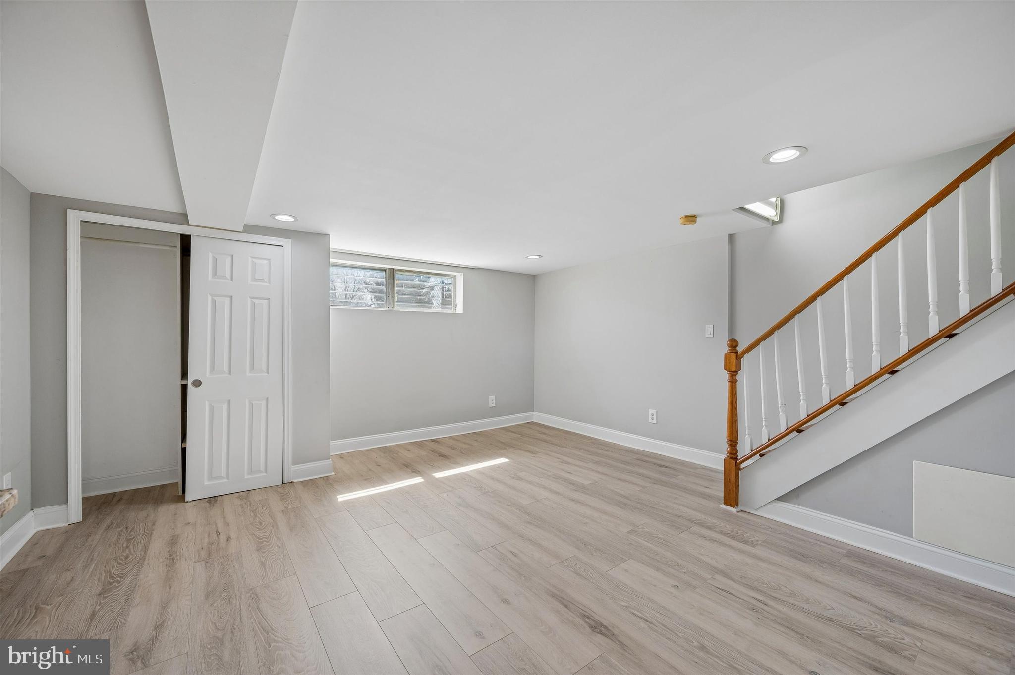 ACADEMY GARDENS - Residential