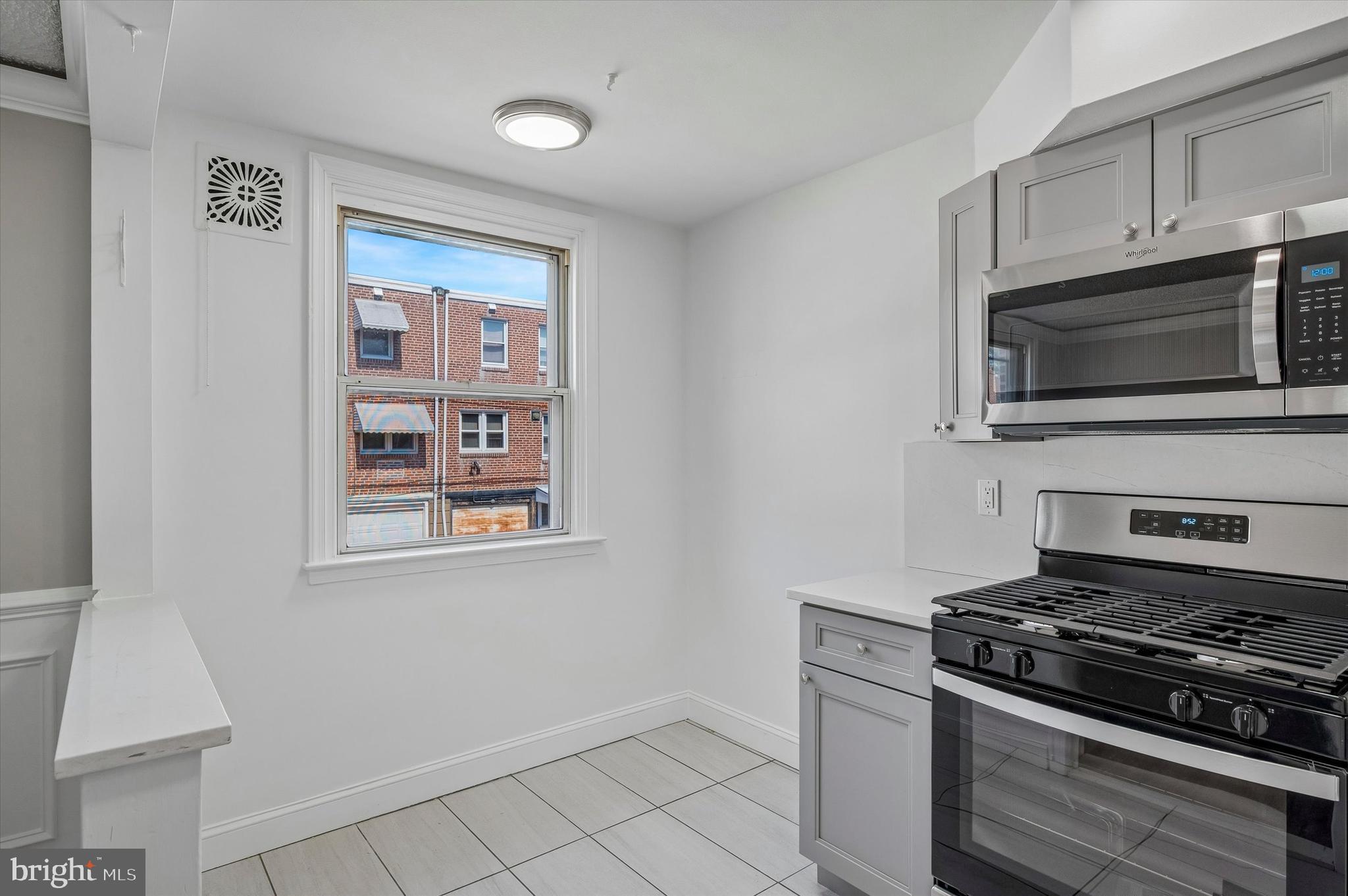 ACADEMY GARDENS - Residential