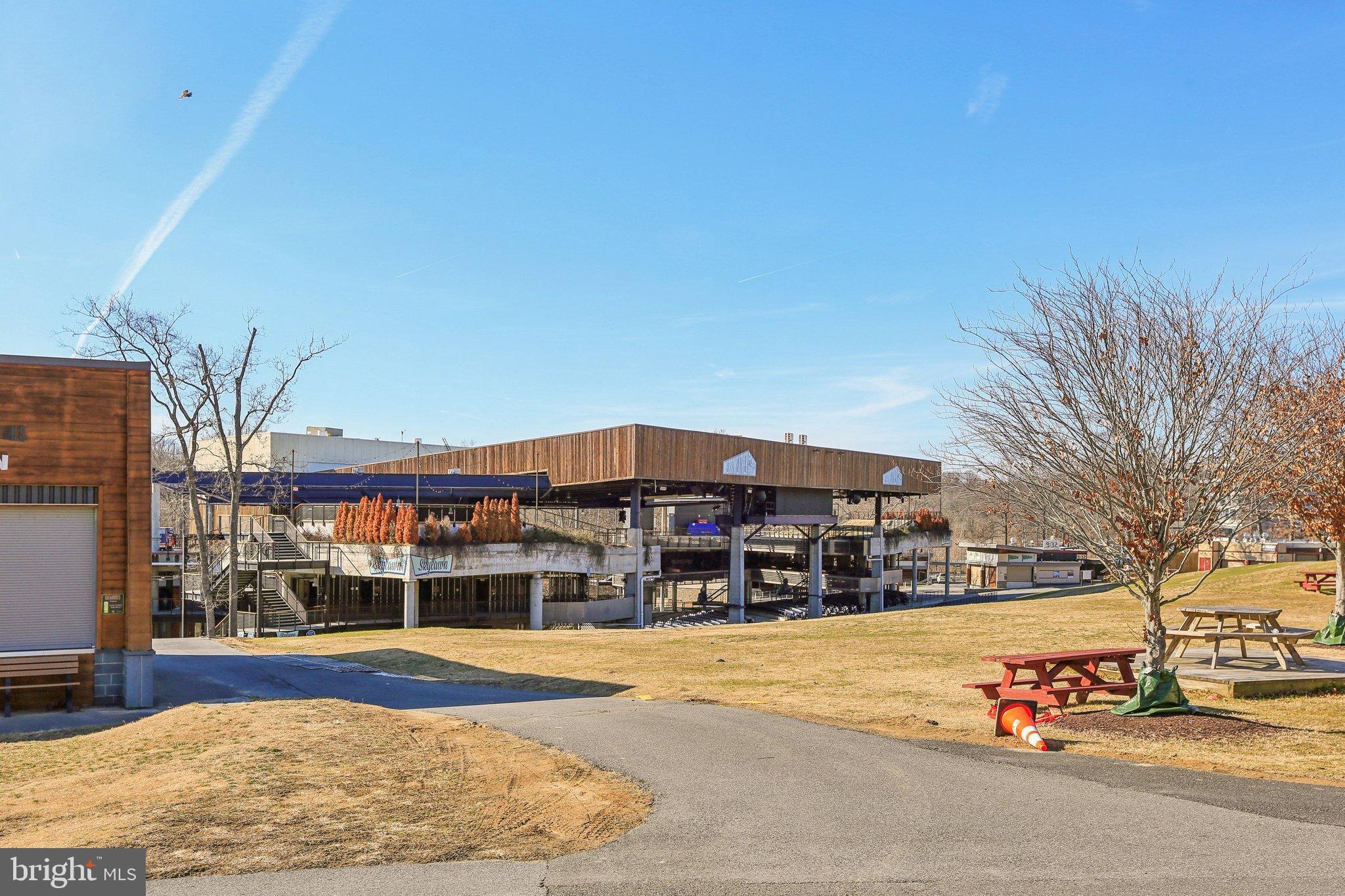 BANNEKER PLACE - Residential