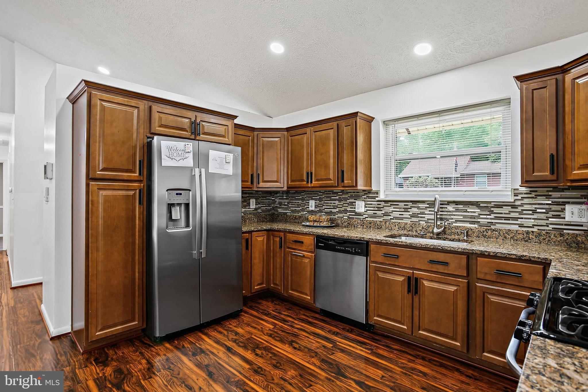 KINGSTON HEIGHTS - Residential