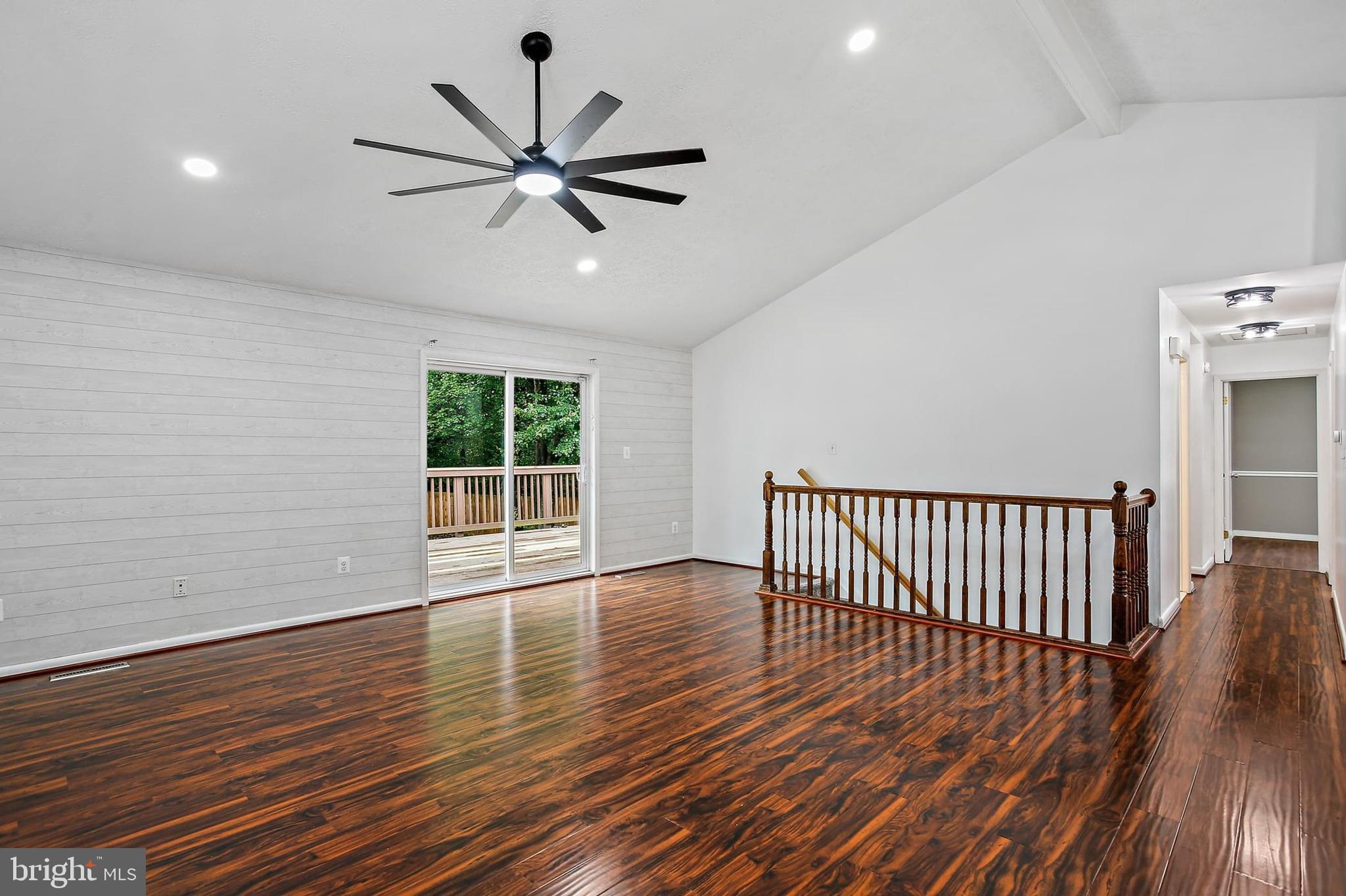 KINGSTON HEIGHTS - Residential