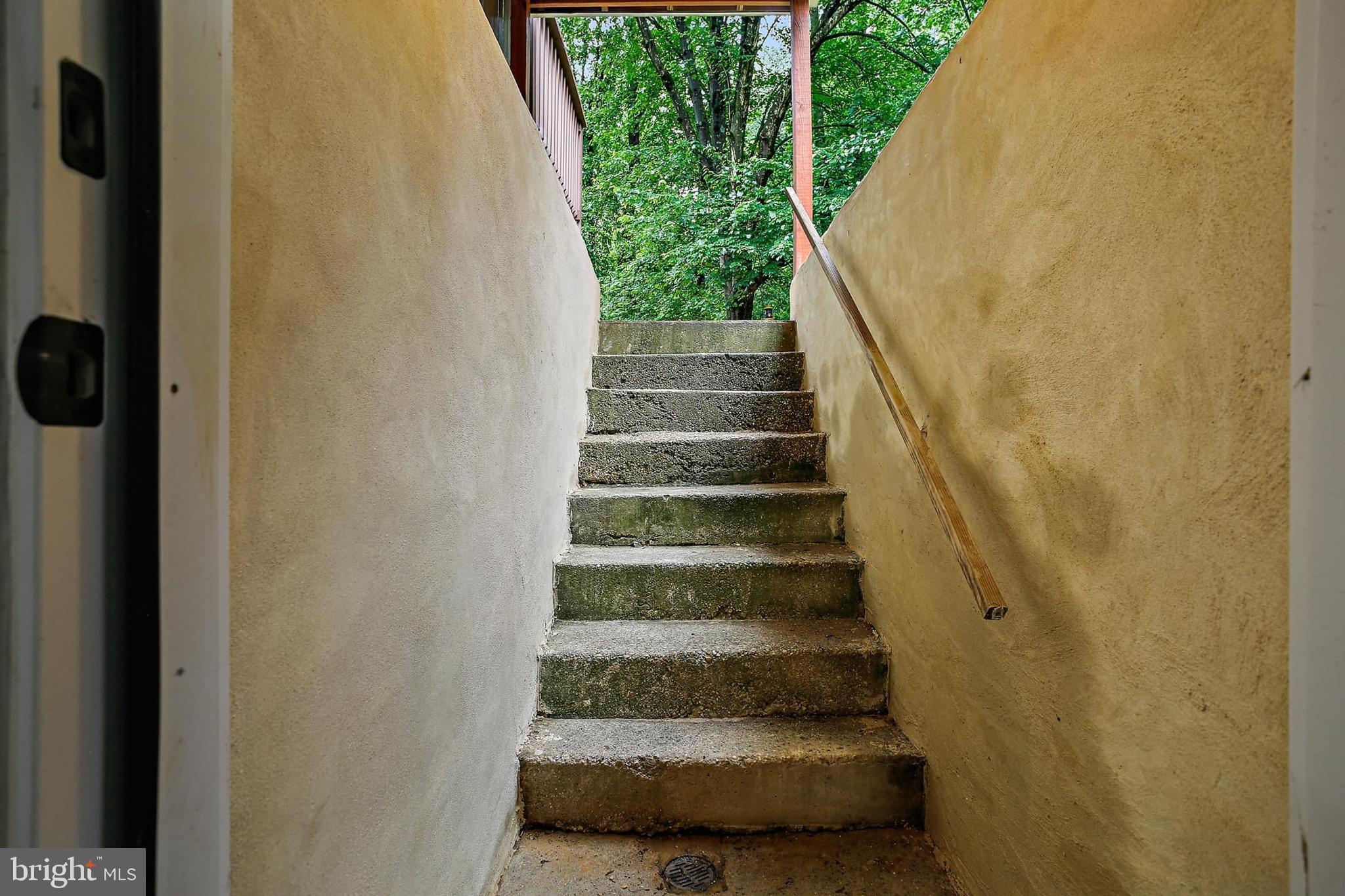 KINGSTON HEIGHTS - Residential