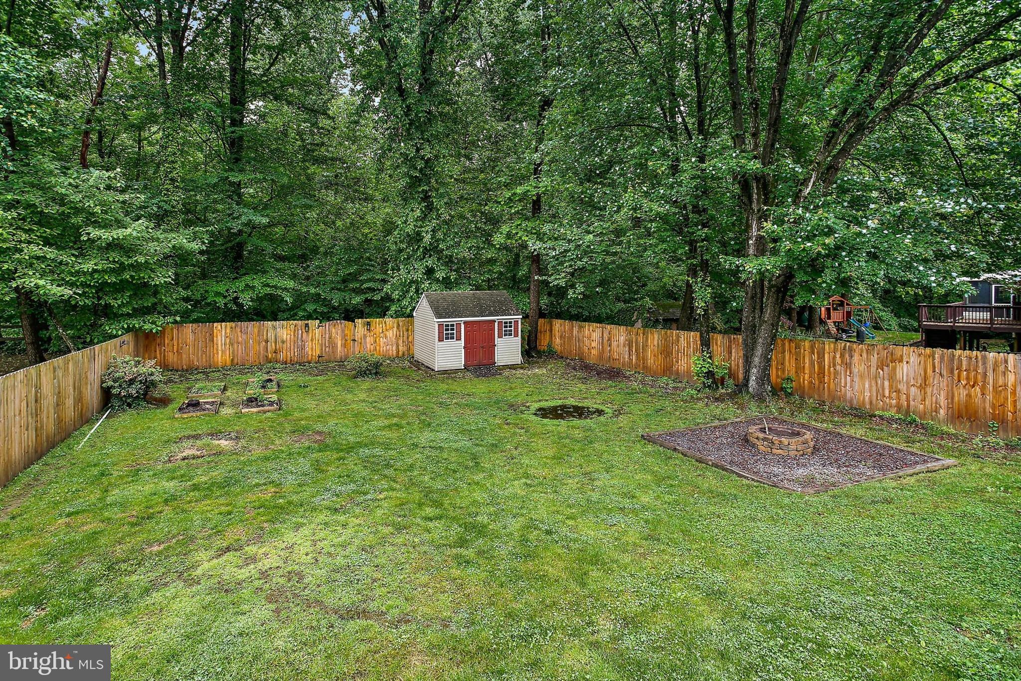 KINGSTON HEIGHTS - Residential