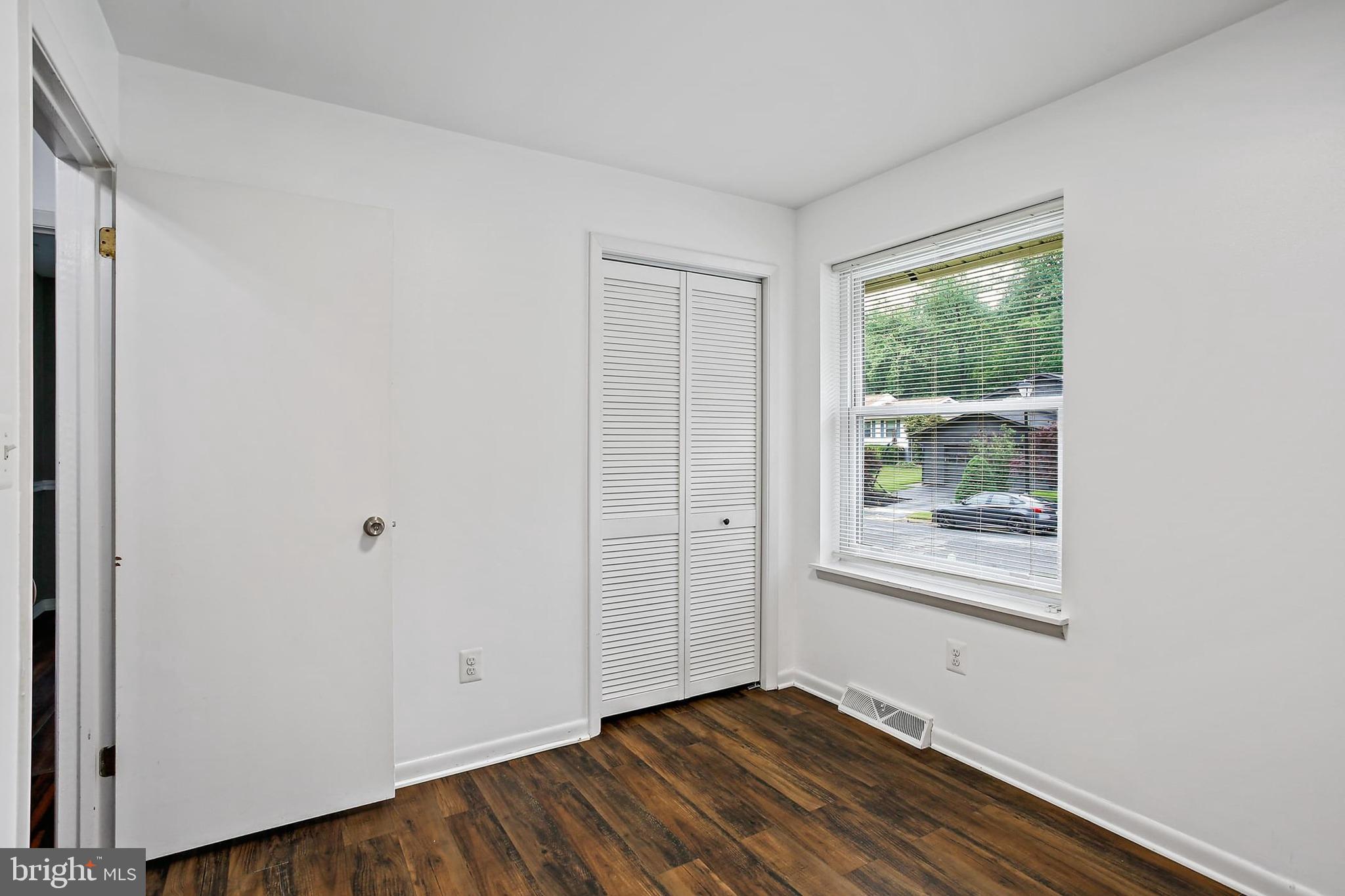 KINGSTON HEIGHTS - Residential