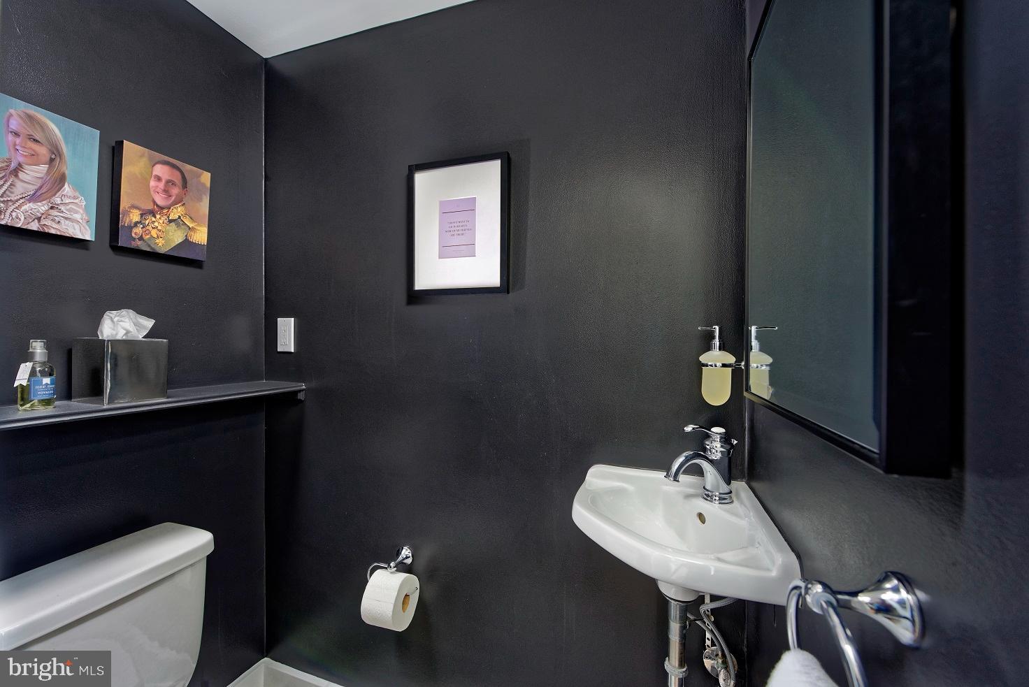 OLD TOWN ALEXANDRIA - Residential