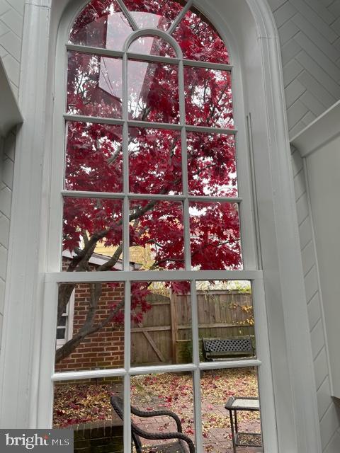 OLD TOWN ALEXANDRIA - Residential