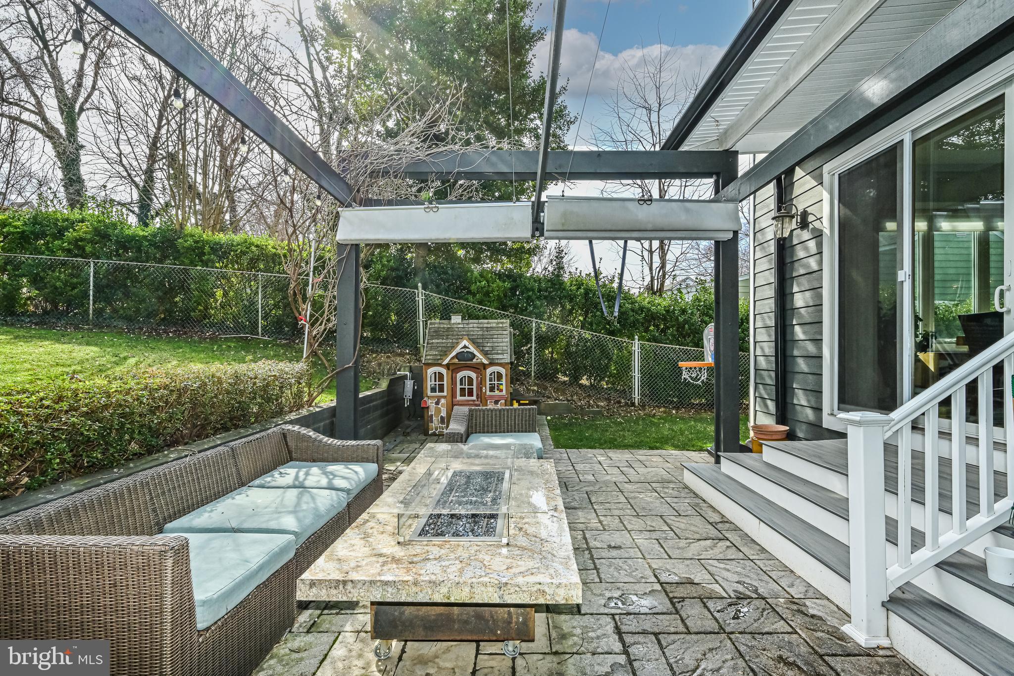 PIMMIT HILLS - Residential