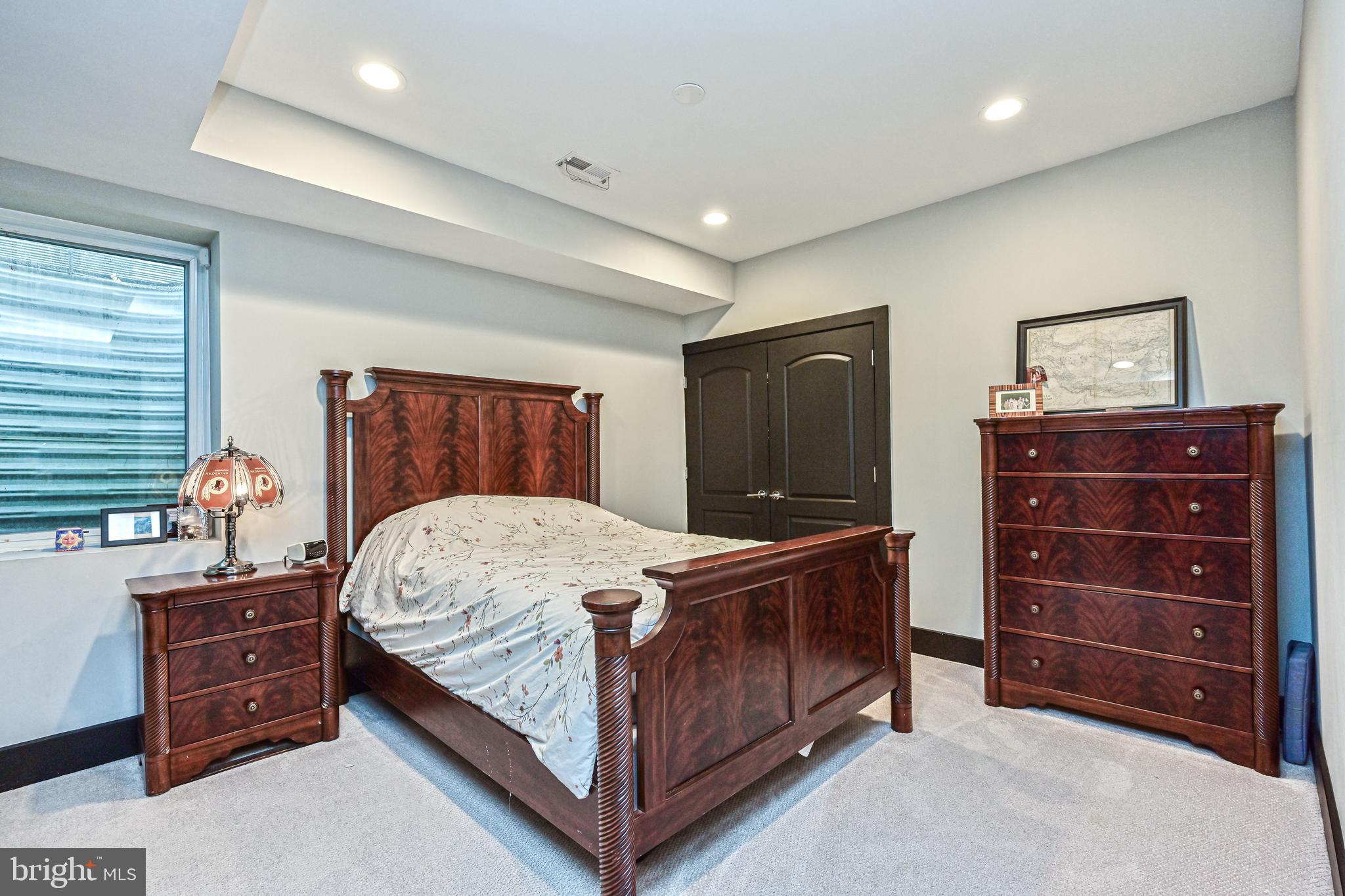 PIMMIT HILLS - Residential