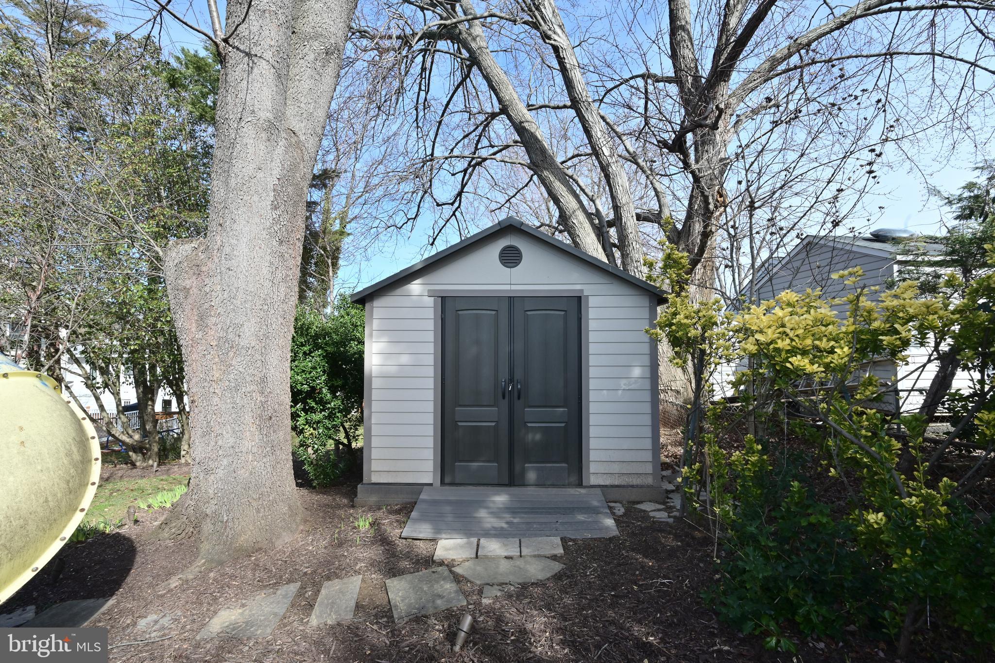 PIMMIT HILLS - Residential