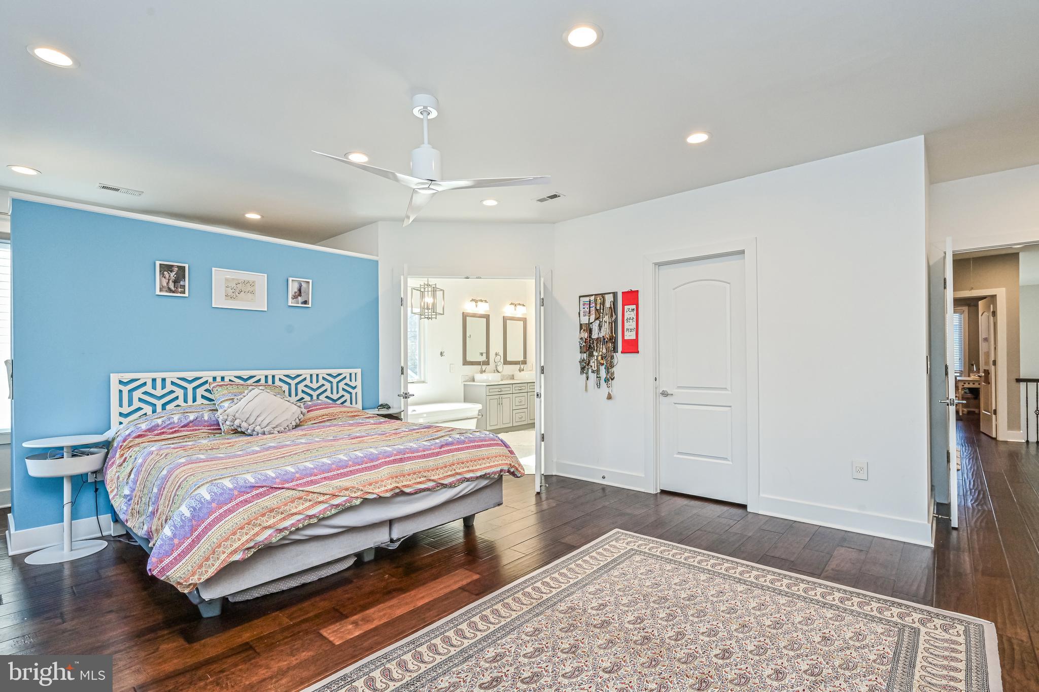 PIMMIT HILLS - Residential