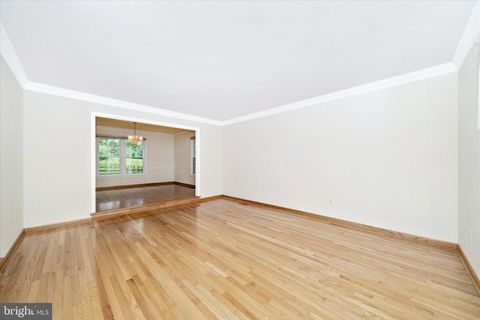 Tiny photo for 8405 Saint Regis Way, GAITHERSBURG, MD 20886 (MLS # MDMC2230236)