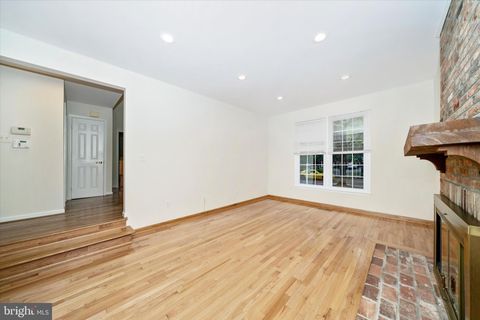 Tiny photo for 8405 Saint Regis Way, GAITHERSBURG, MD 20886 (MLS # MDMC2230236)