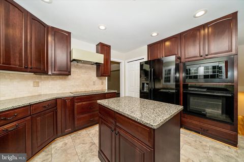 Tiny photo for 8405 Saint Regis Way, GAITHERSBURG, MD 20886 (MLS # MDMC2230236)