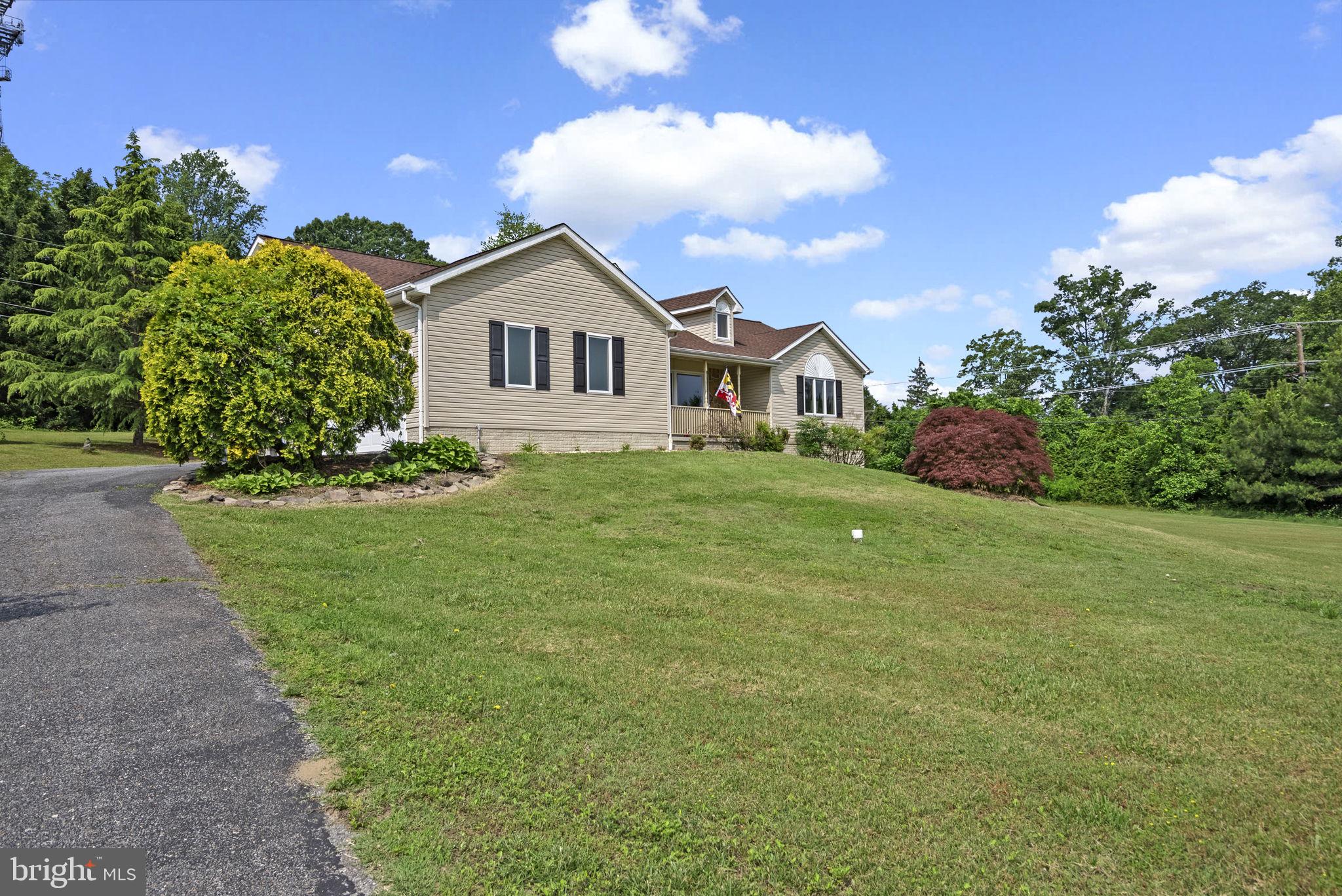 1 HARWOOD DRIVE