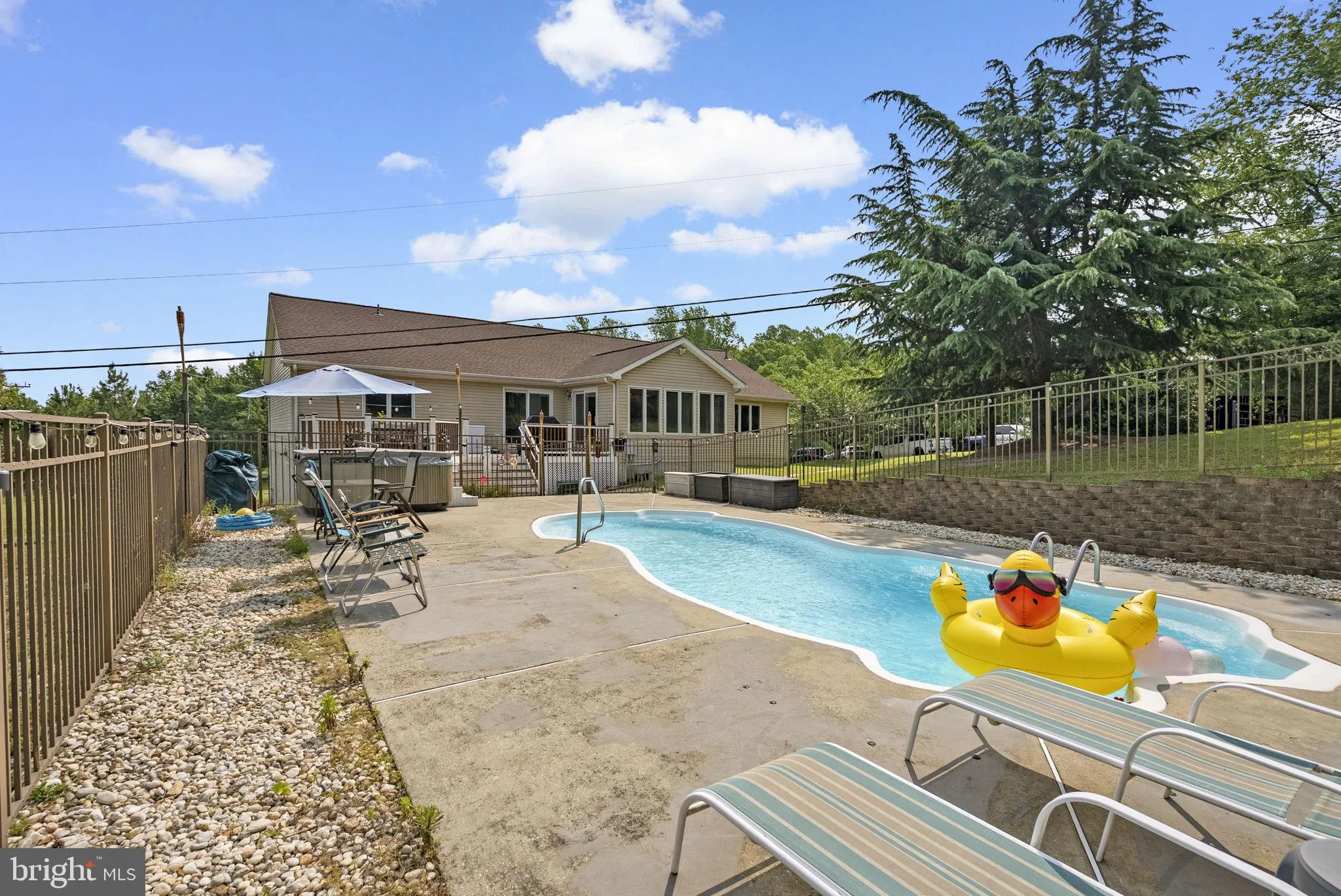 Harwood, Maryland 20776, United States, 4 Bedrooms Bedrooms, ,3 BathroomsBathrooms,Residential,Coming Soon,146820