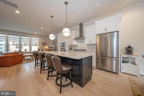 341 Horseshoe Tr Unit 16 D, Newtown Square, PA 19073 - MLS#: PADE2087210