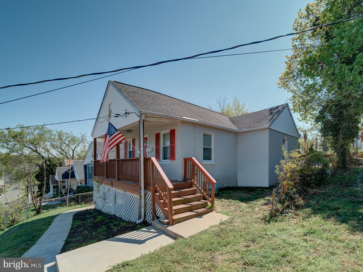 BRADBURY HEIGHTS - Residential