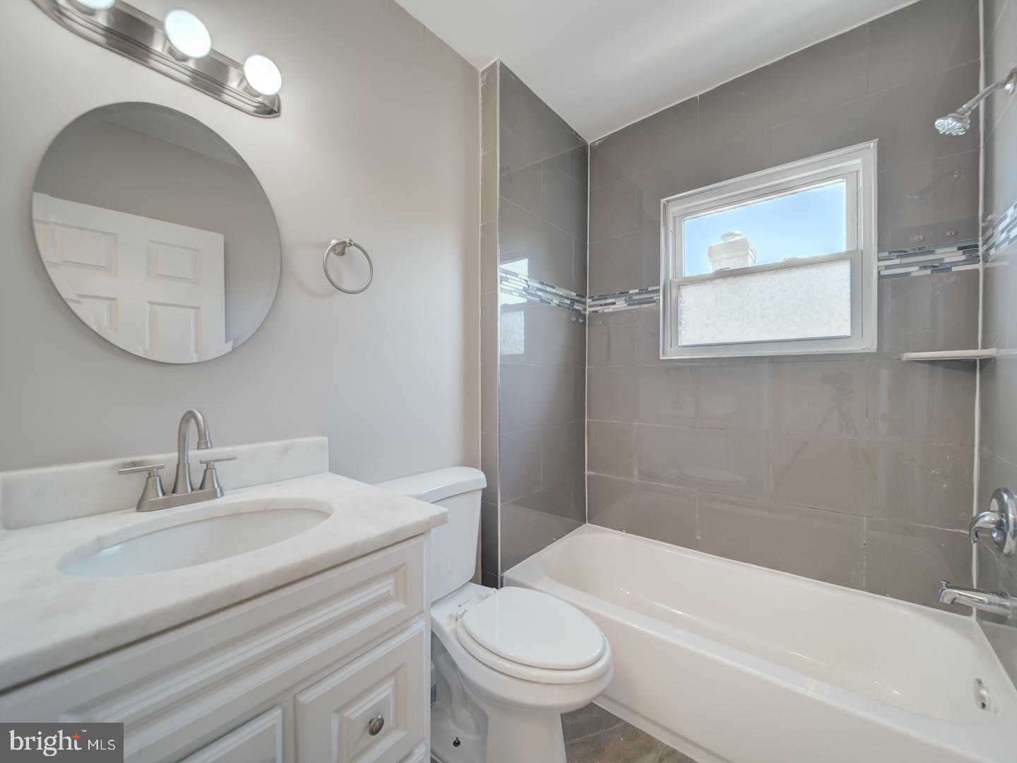 BRADBURY HEIGHTS - Residential