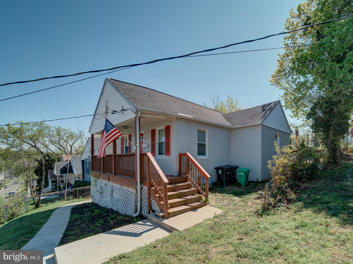 BRADBURY HEIGHTS - Residential