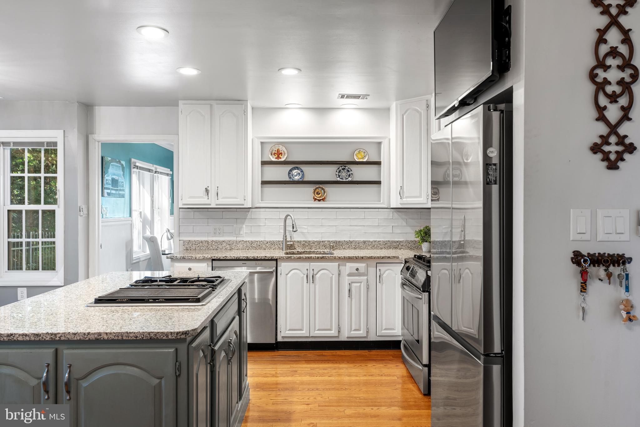 WORMANS MILL - Residential