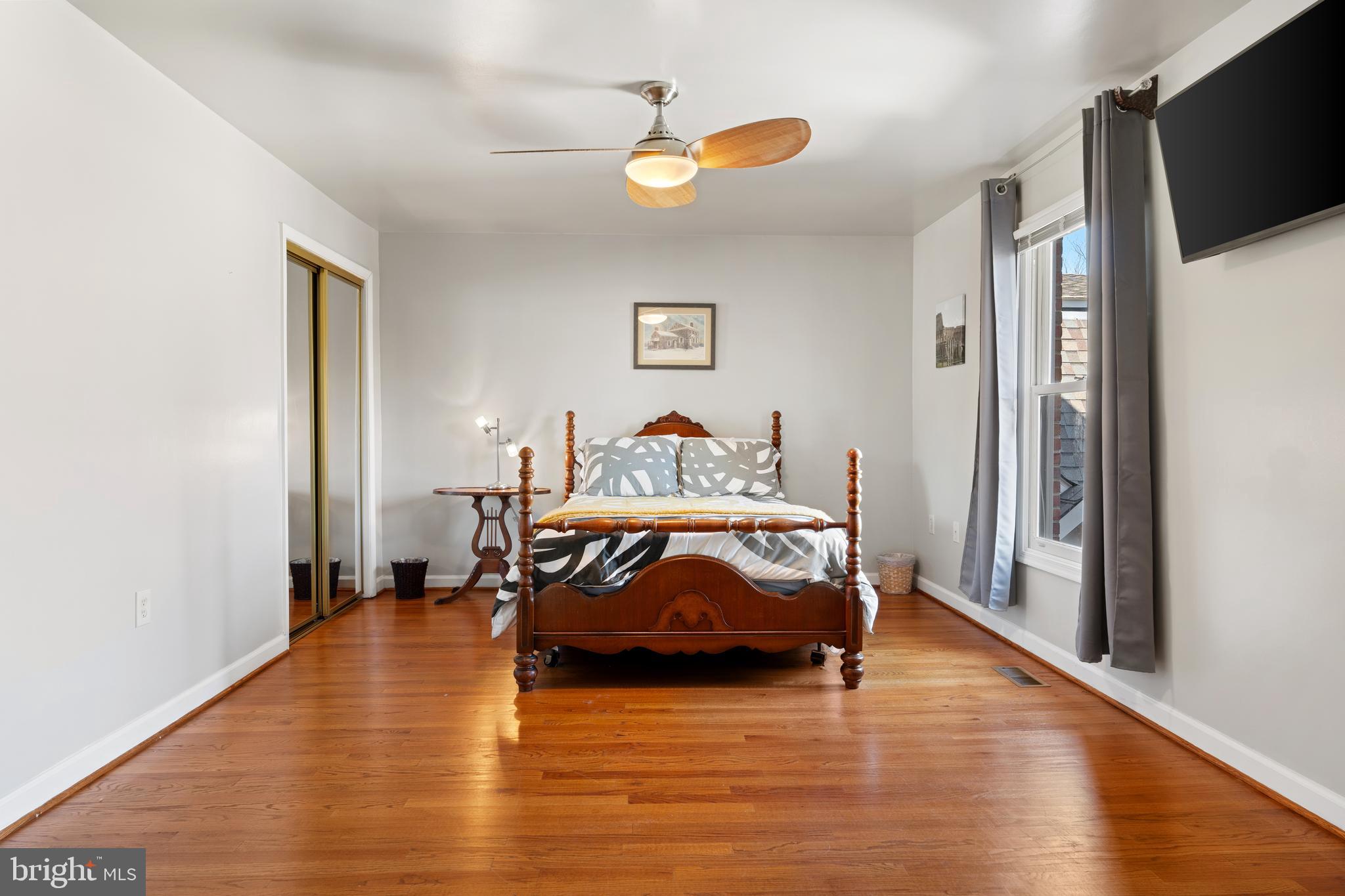 WORMANS MILL - Residential