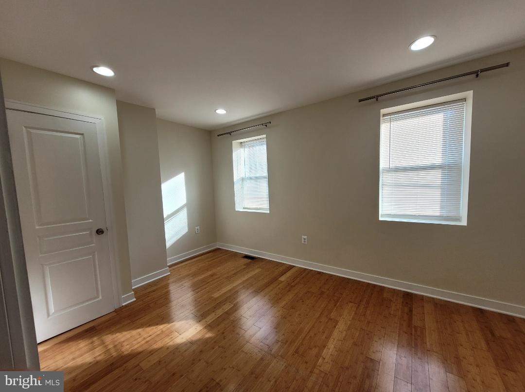 POINT BREEZE - Residential Lease