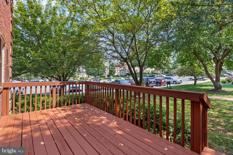 KENWOOD FOREST - Residential Lease