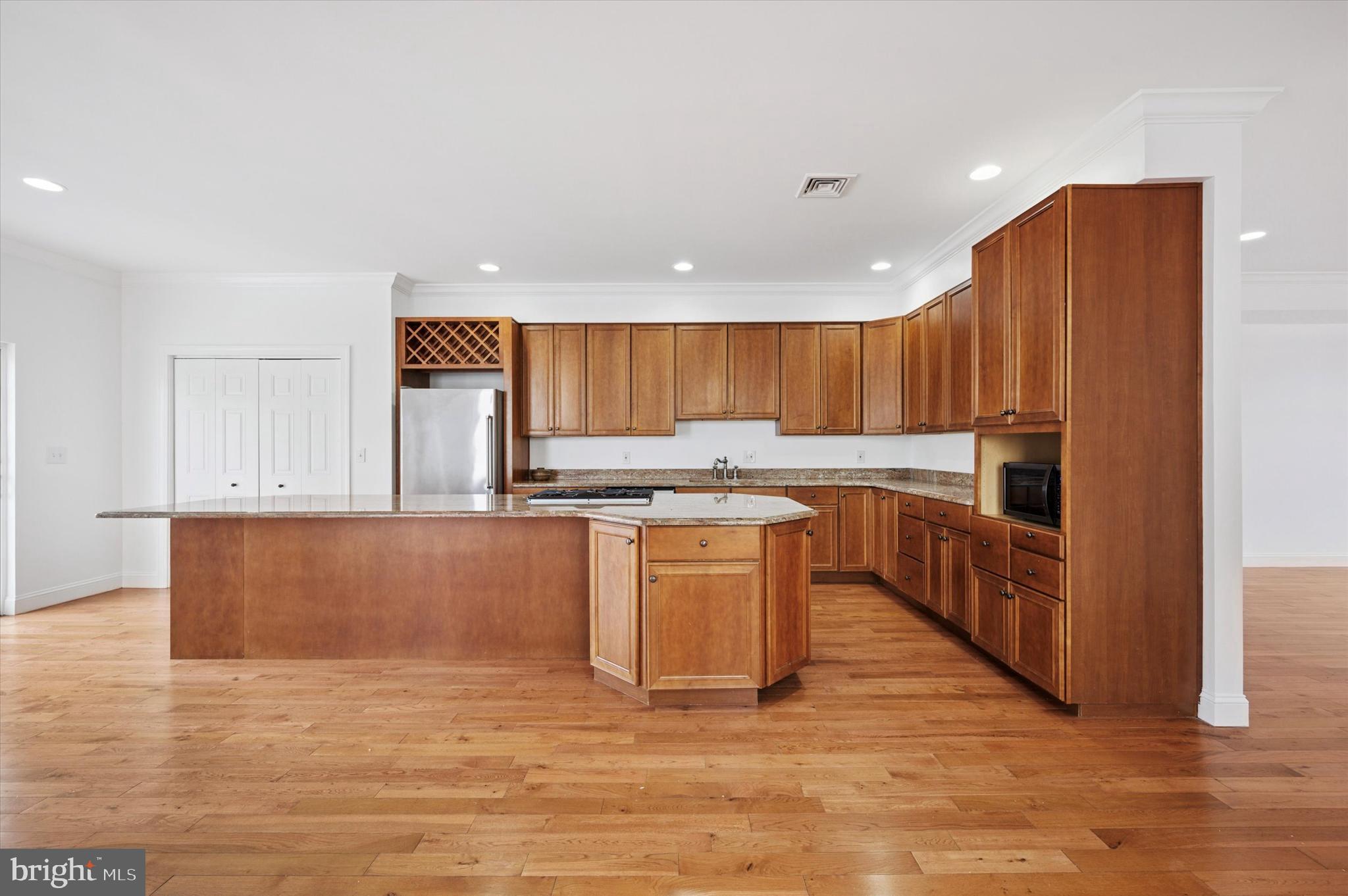 ROXBOROUGH - Residential