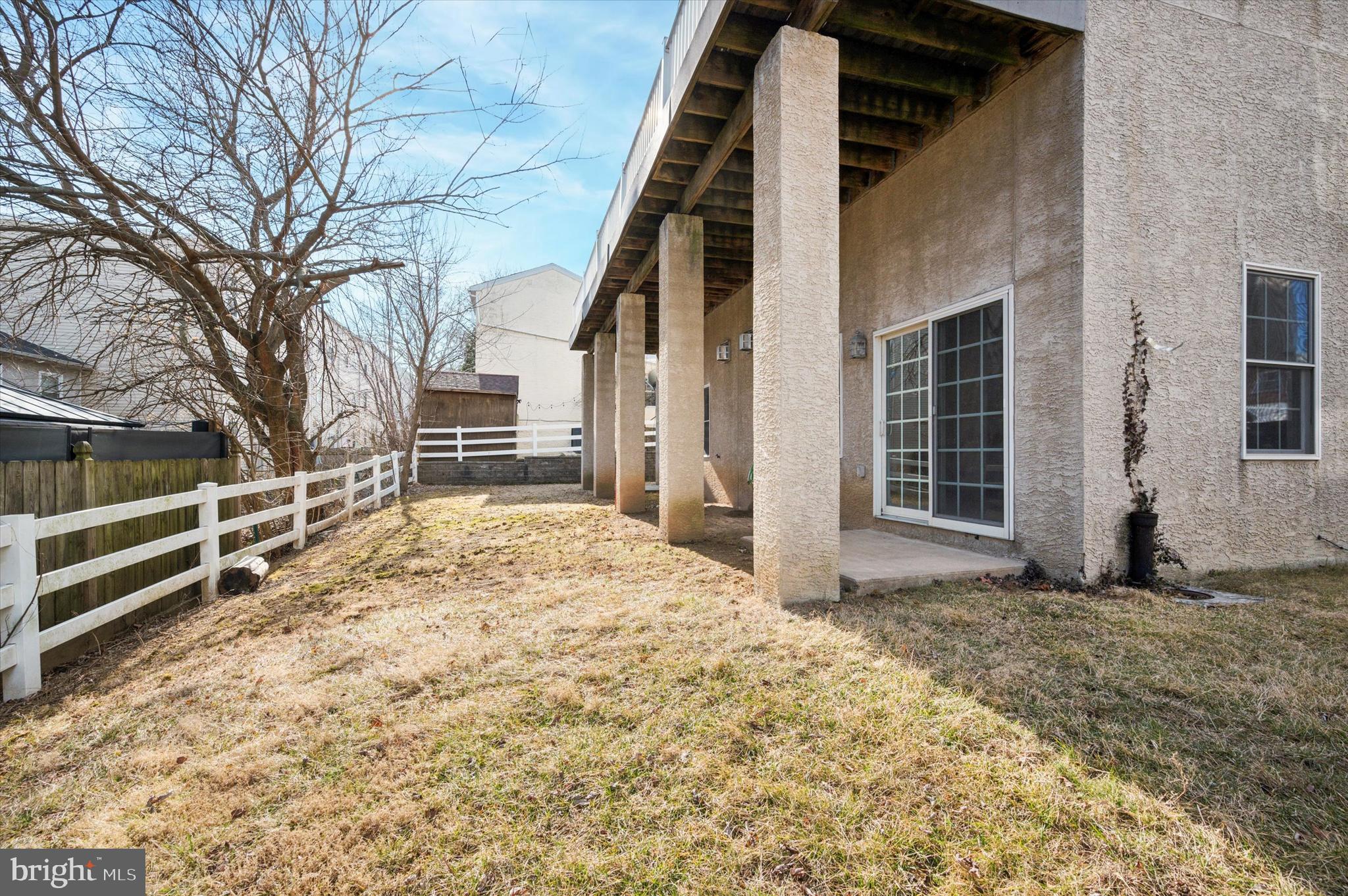 ROXBOROUGH - Residential