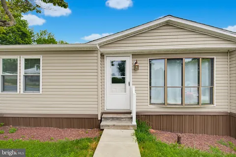 MLS: PAYK2107500