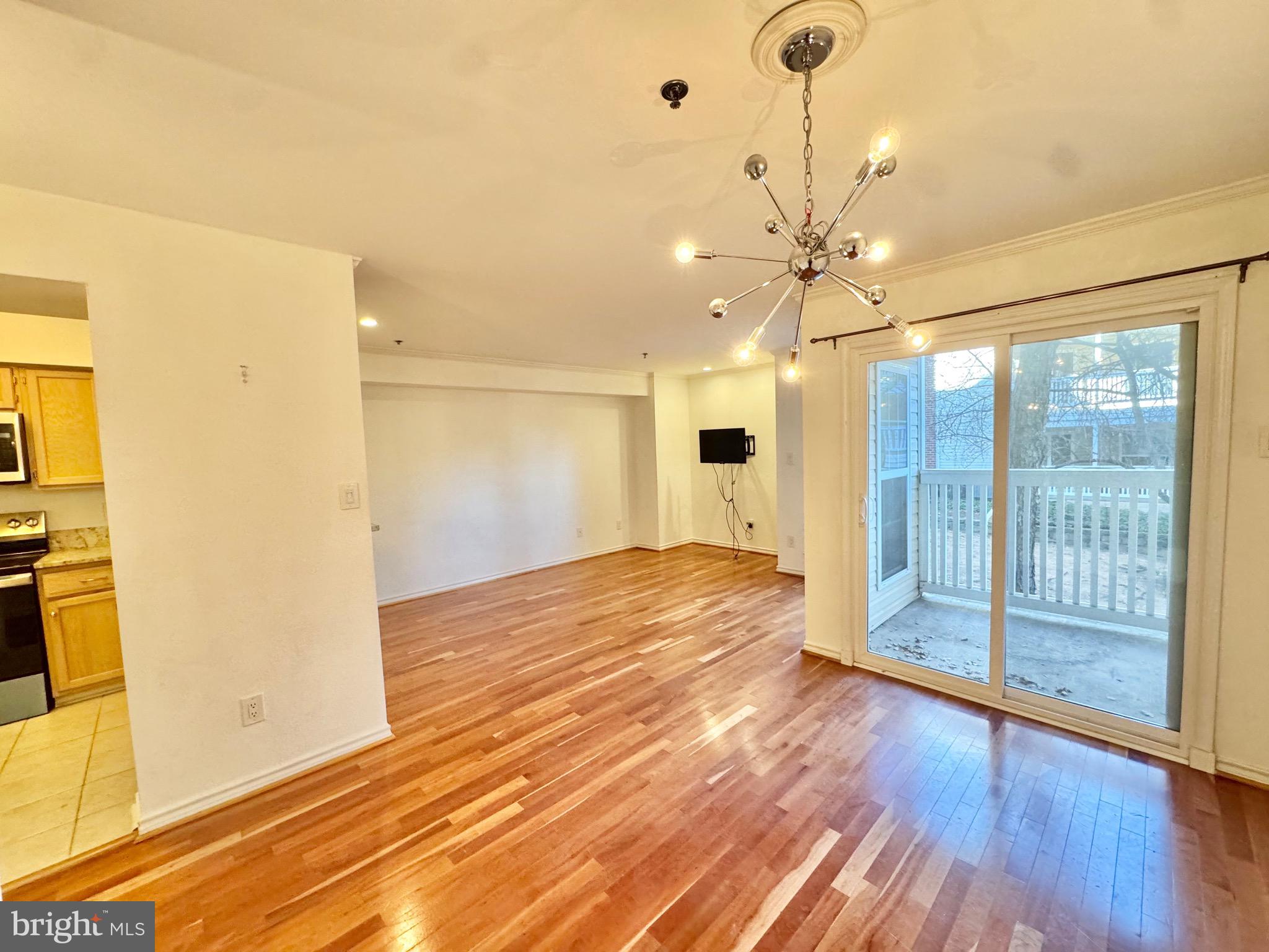 FOUNTAINS AT MCLEAN - Residential Lease