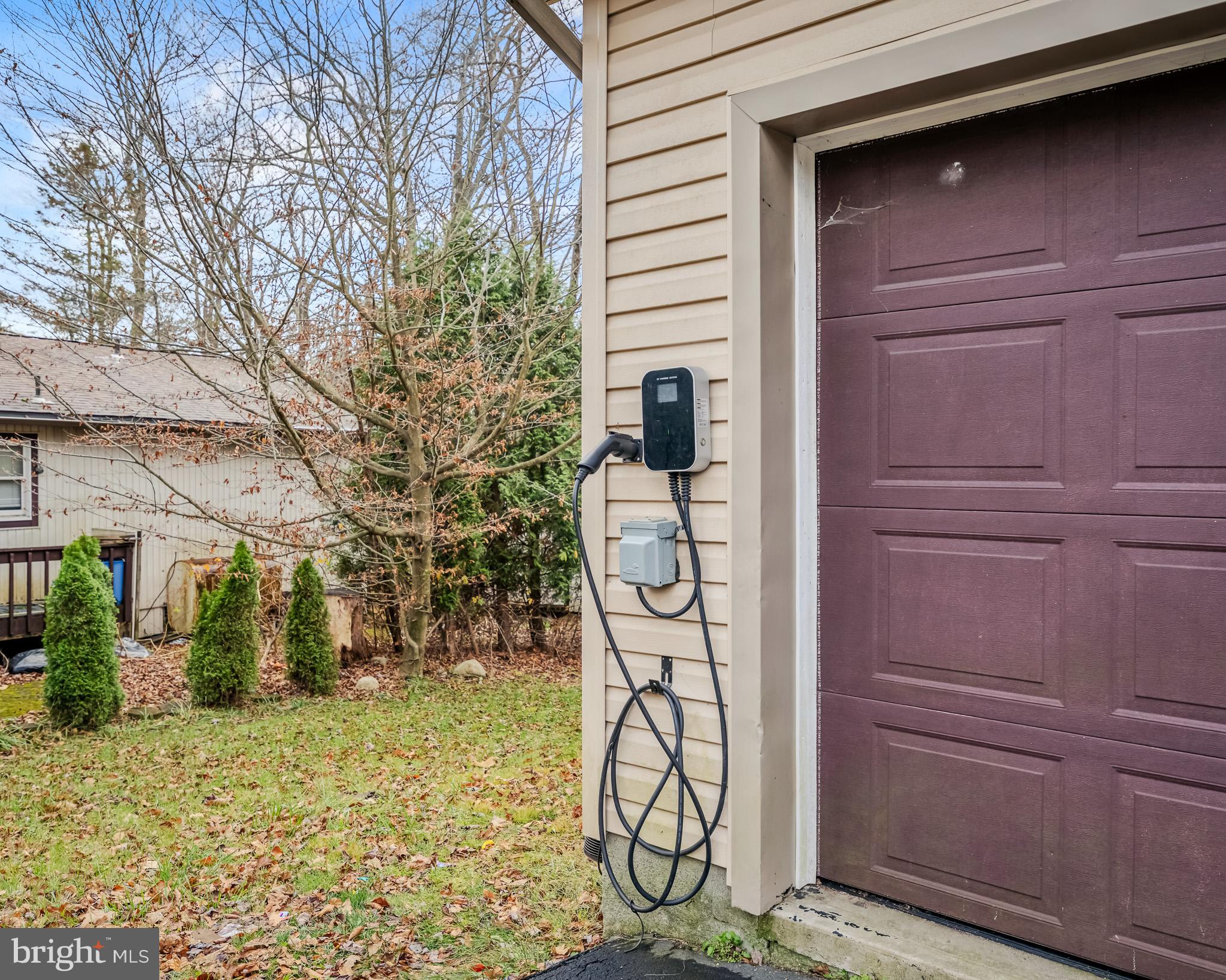 POCONO FARMS EAST - Residential