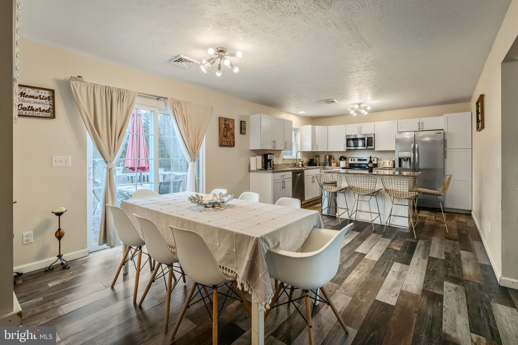 POCONO FARMS EAST - Residential