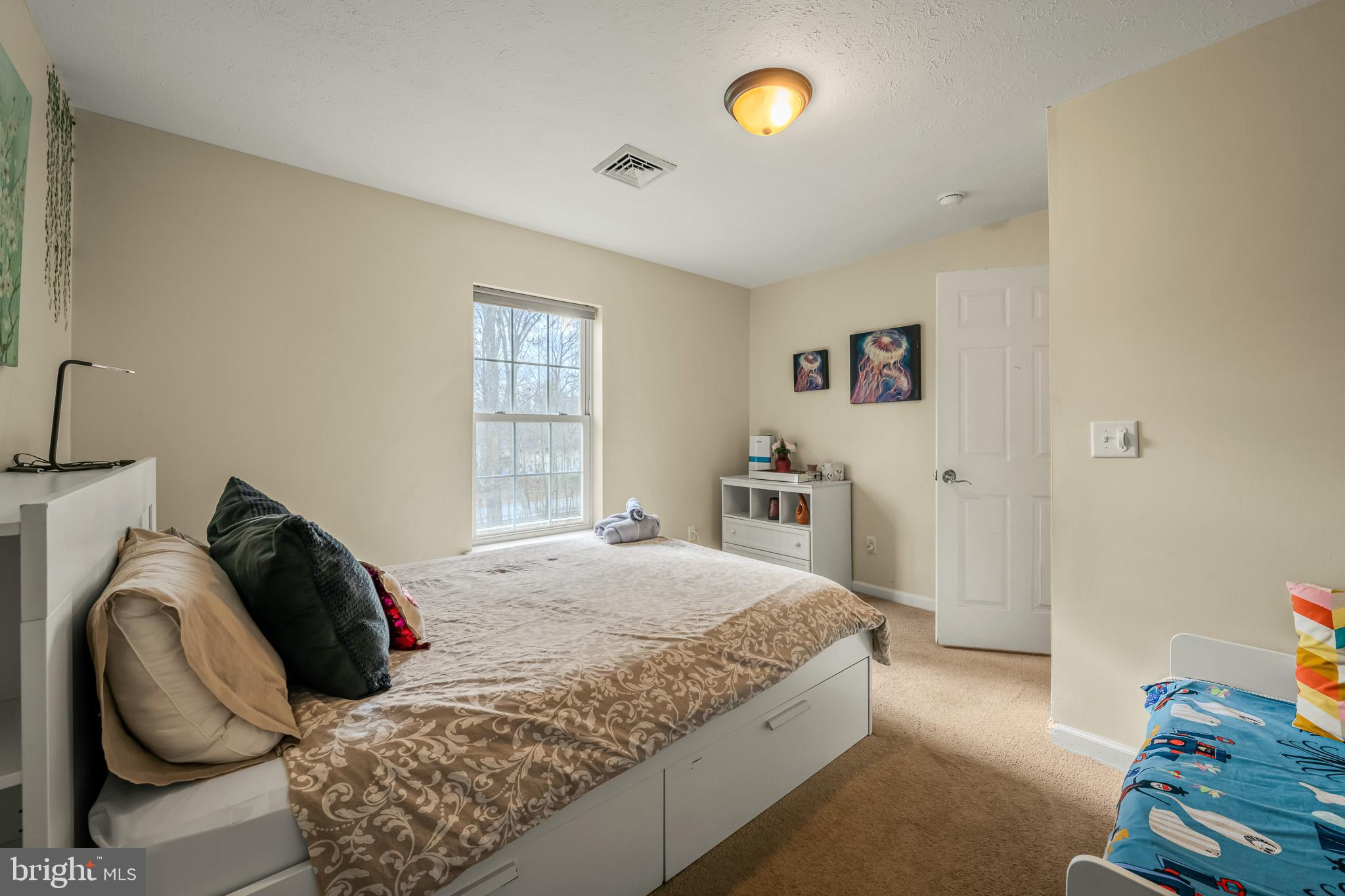 POCONO FARMS EAST - Residential