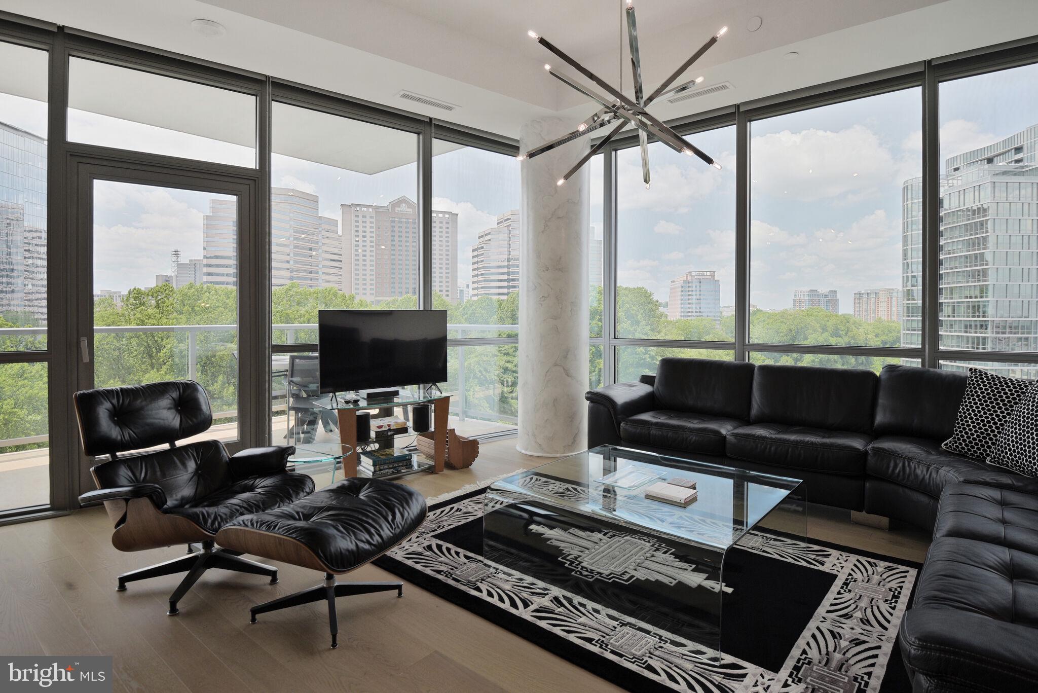 TYSONS CORNER - Residential