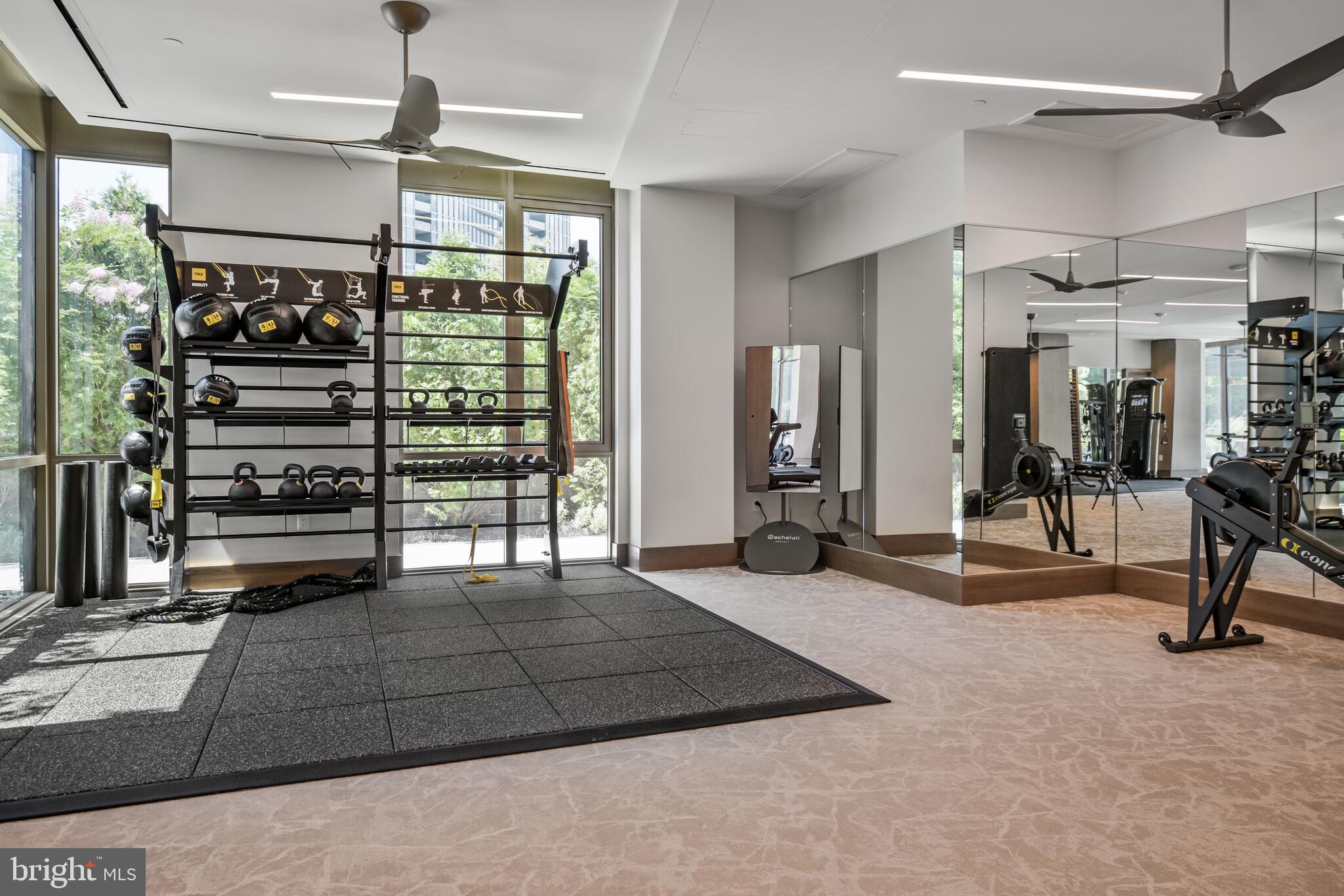 TYSONS CORNER - Residential