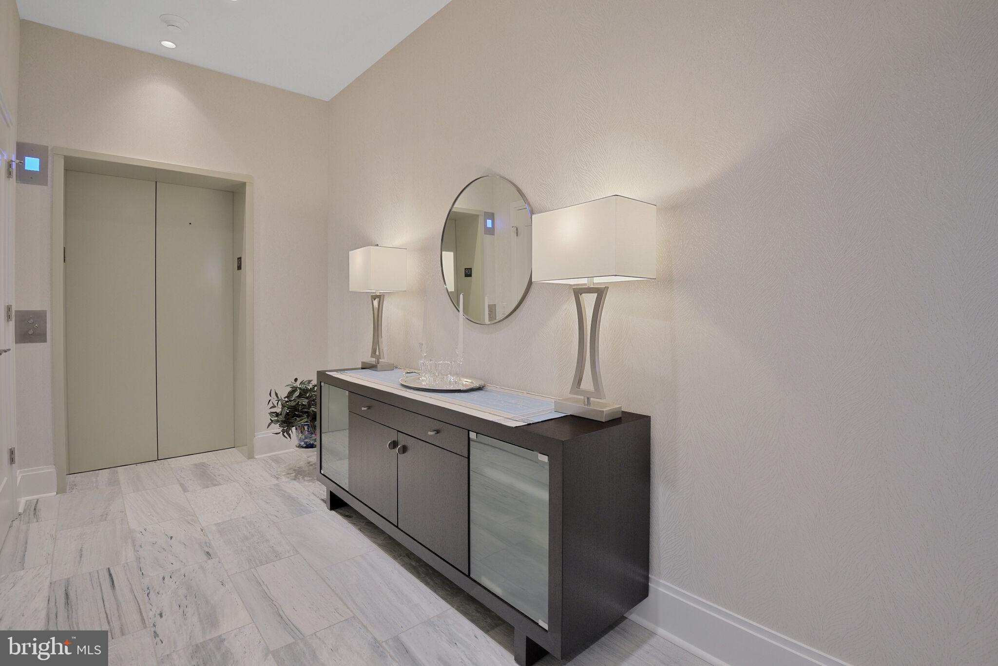 TYSONS CORNER - Residential