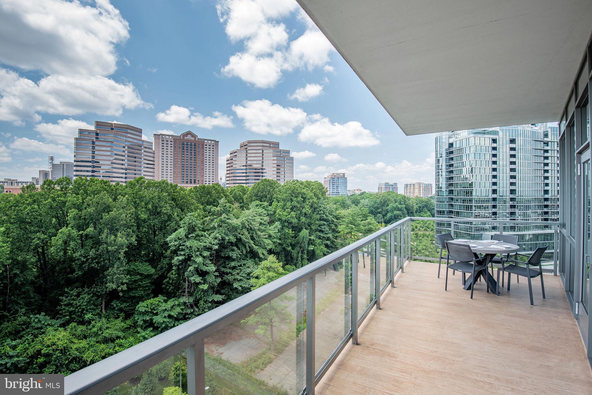 TYSONS CORNER - Residential