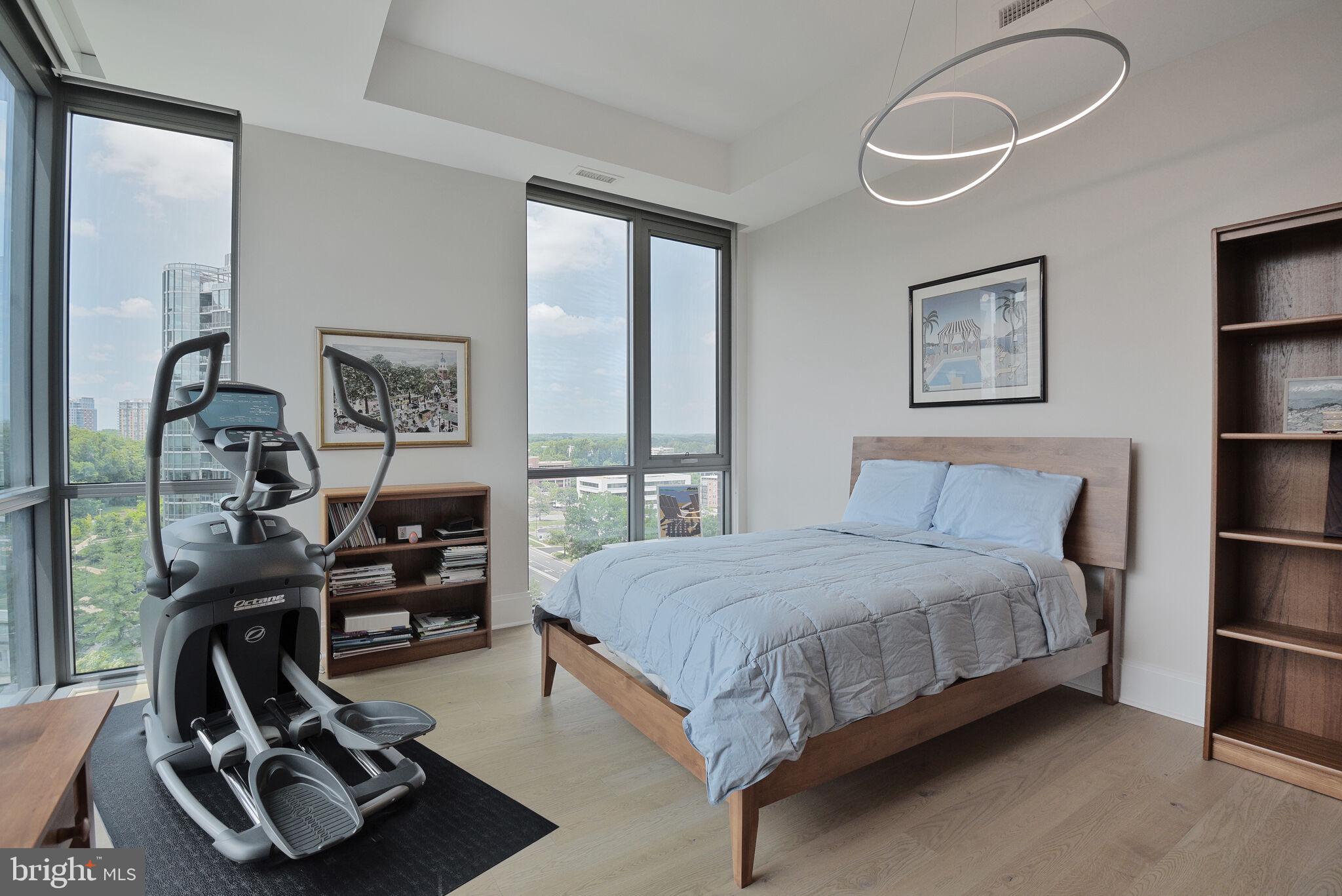 TYSONS CORNER - Residential