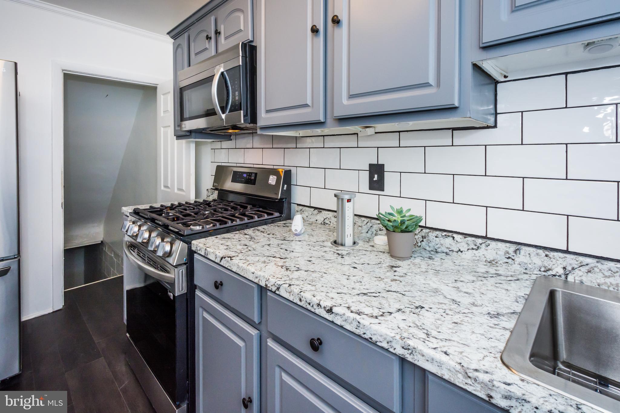 FRANKFORD - Residential