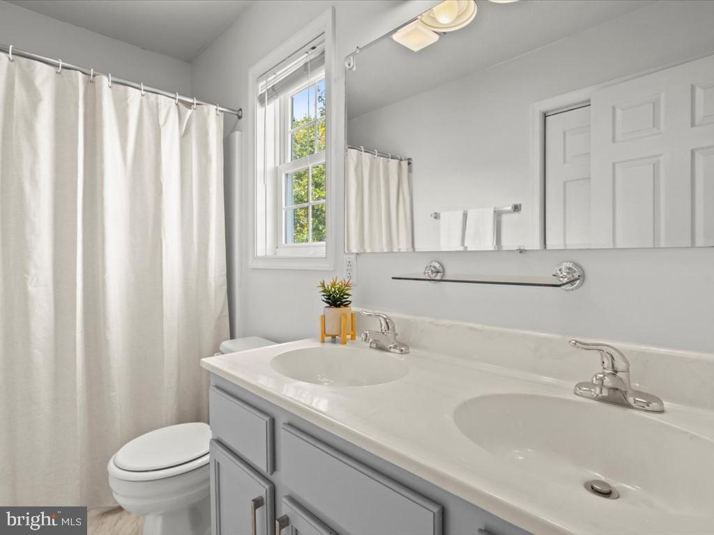 JEFFERSON VILLAGE - Residential