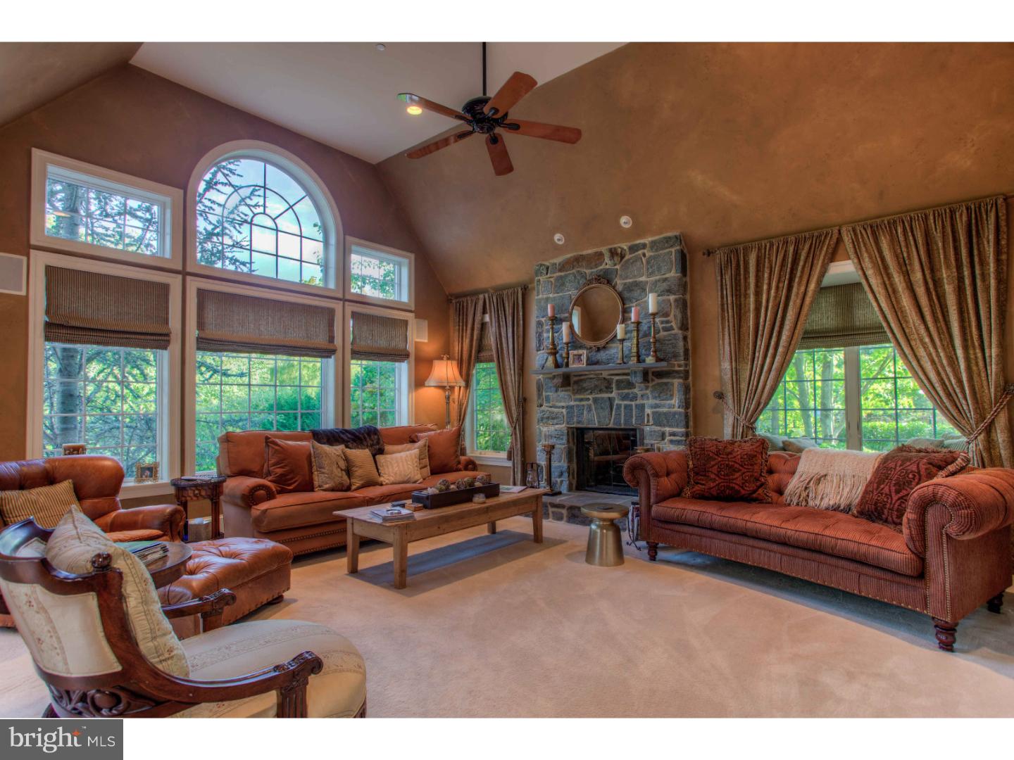 WHITEGATE - Residential