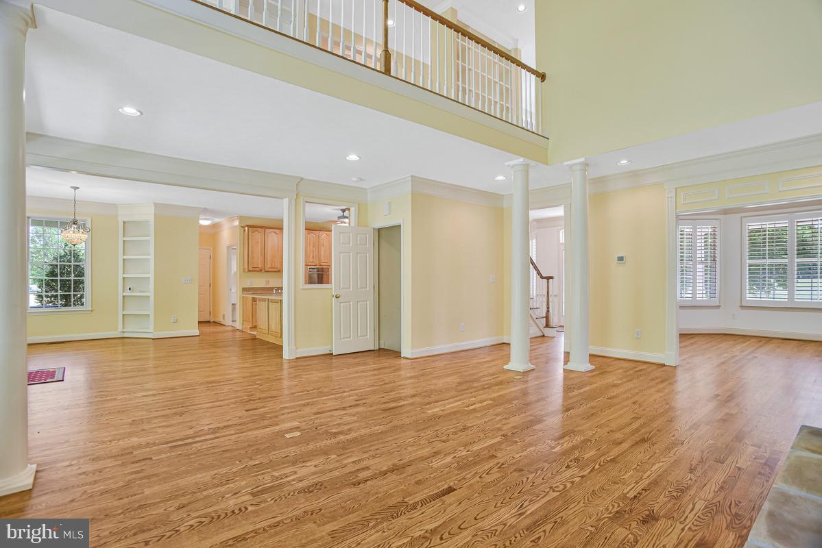 LAKE JAMESON - Residential
