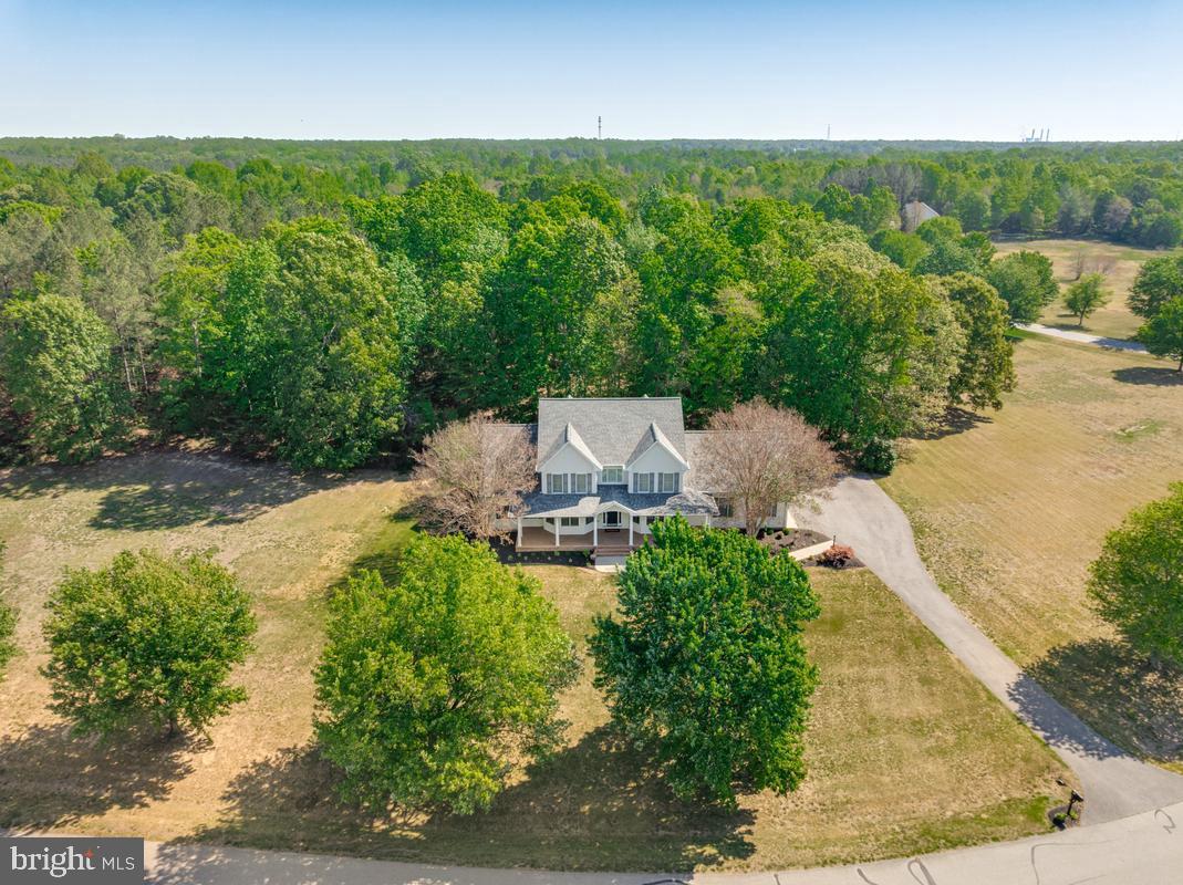 LAKE JAMESON - Residential