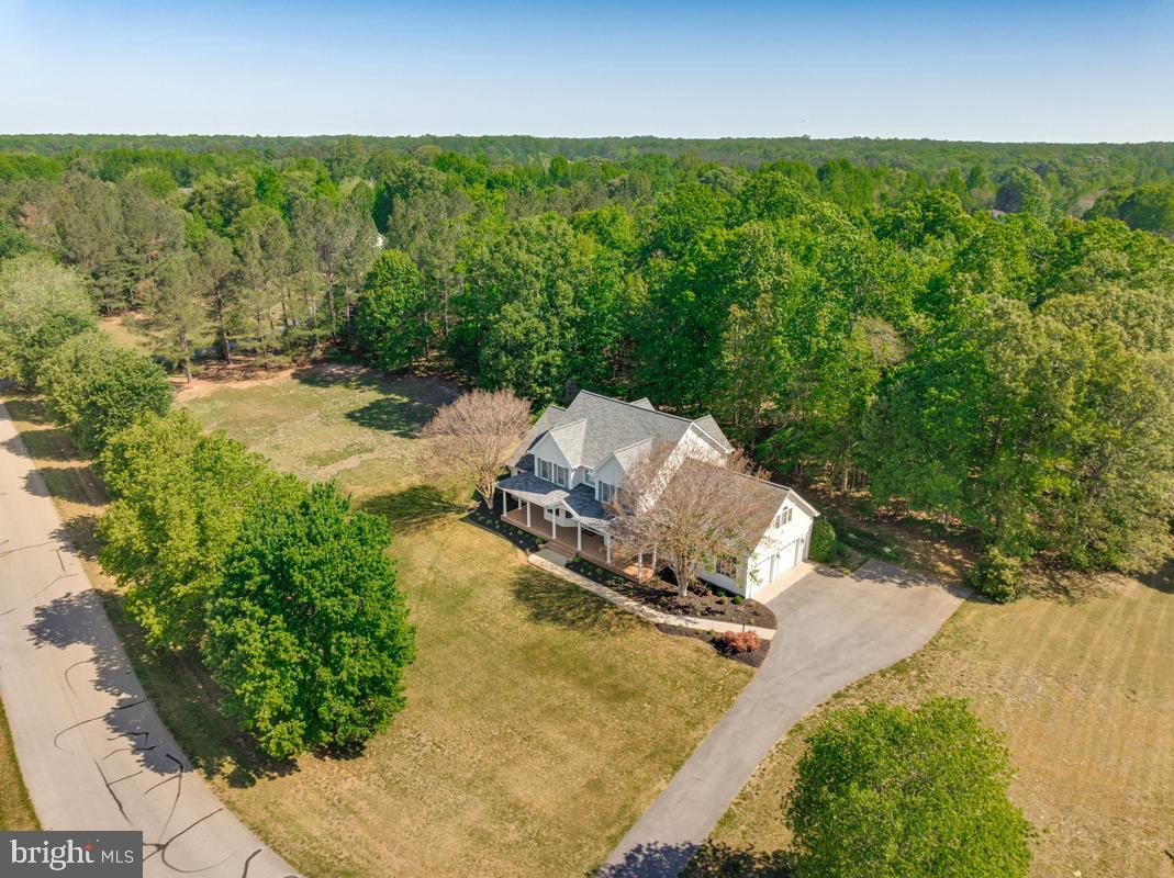 LAKE JAMESON - Residential