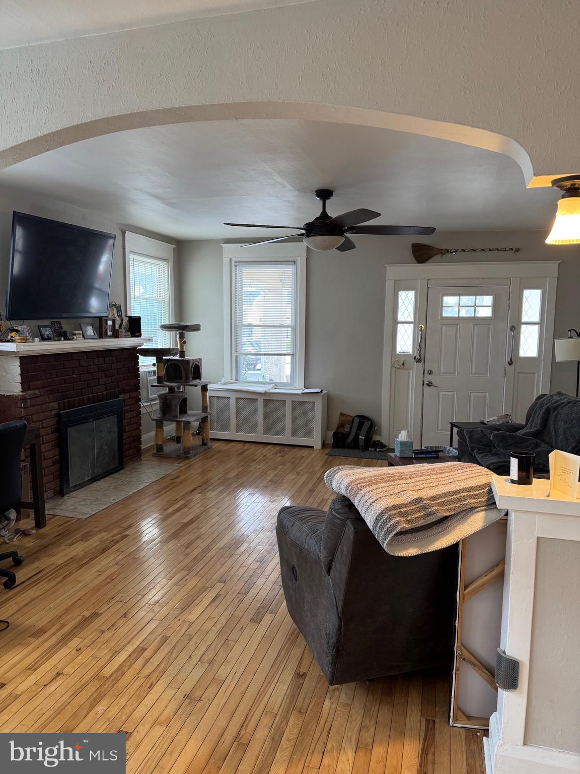 3647 ROSEMONT AVENUE